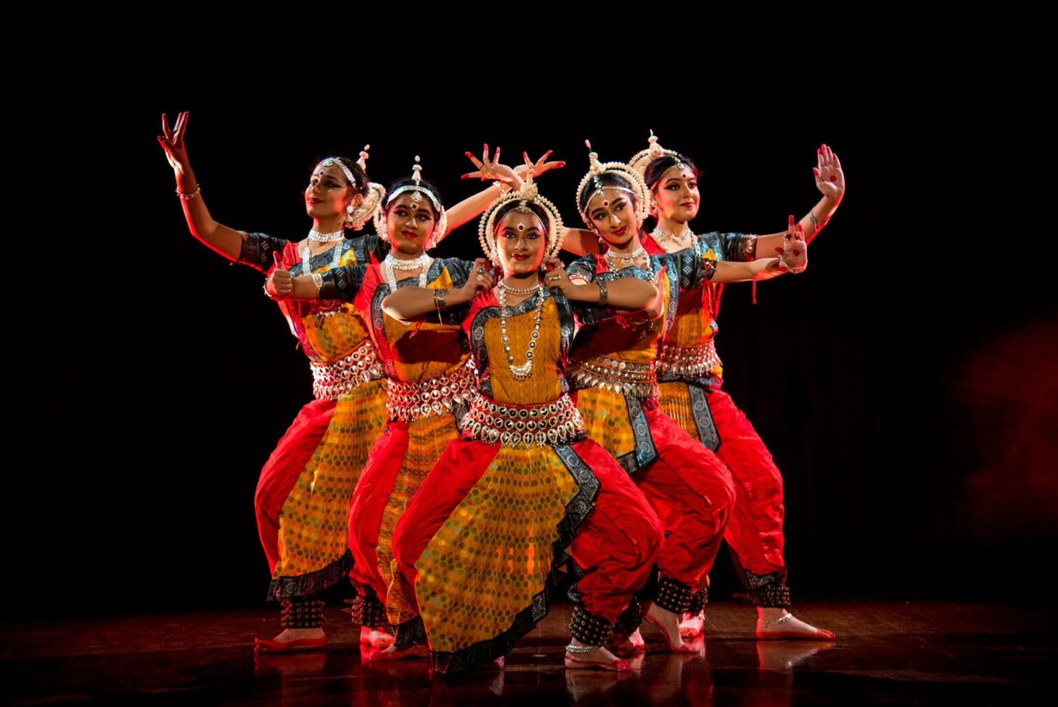 A Dancing Tribute to Mother India Odissi