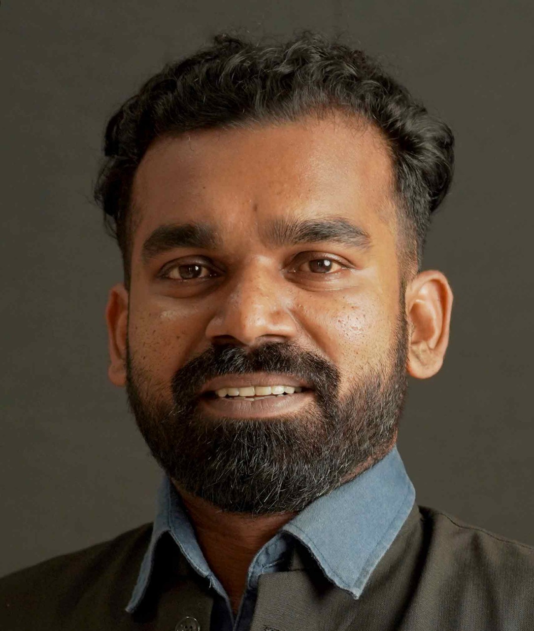 Jigesh Kumar and the Ruminations on Time in His Works