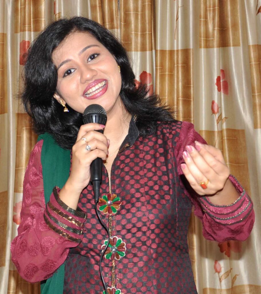 Nazia Alam Odia singer