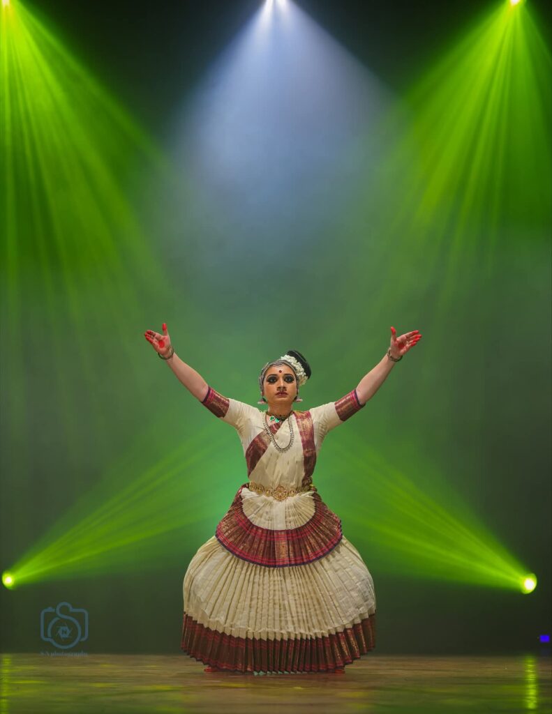 This image has an empty alt attribute; its file name is Sooryakanti-Meera-791x1024.jpg
