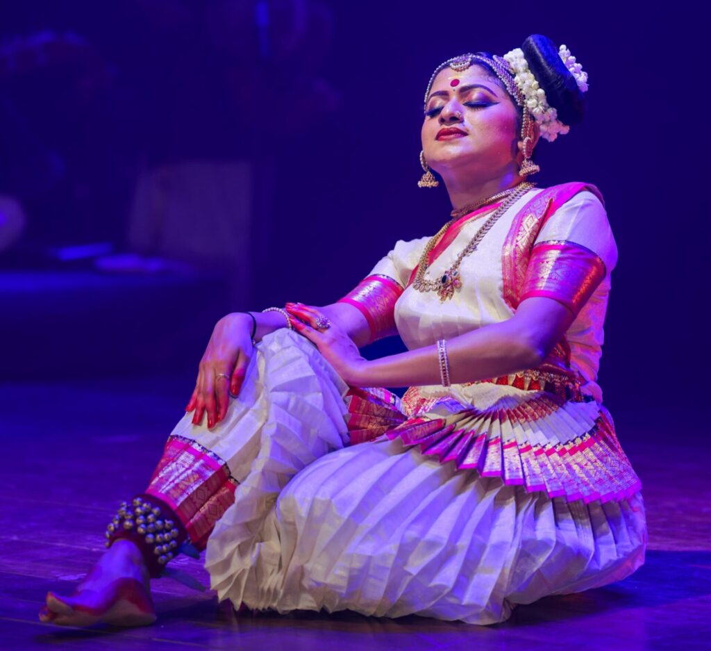 Kavya Deepak Holds Mohiniyattam to its Grammar at Saparya 2 IMG 20260226 152820